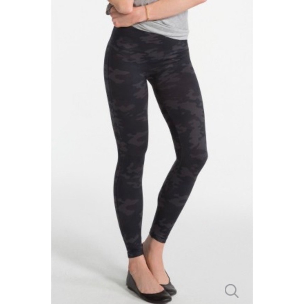 Spanx‎ New Large Look at Me Now Seamless Leggings Black Camo #FL3515